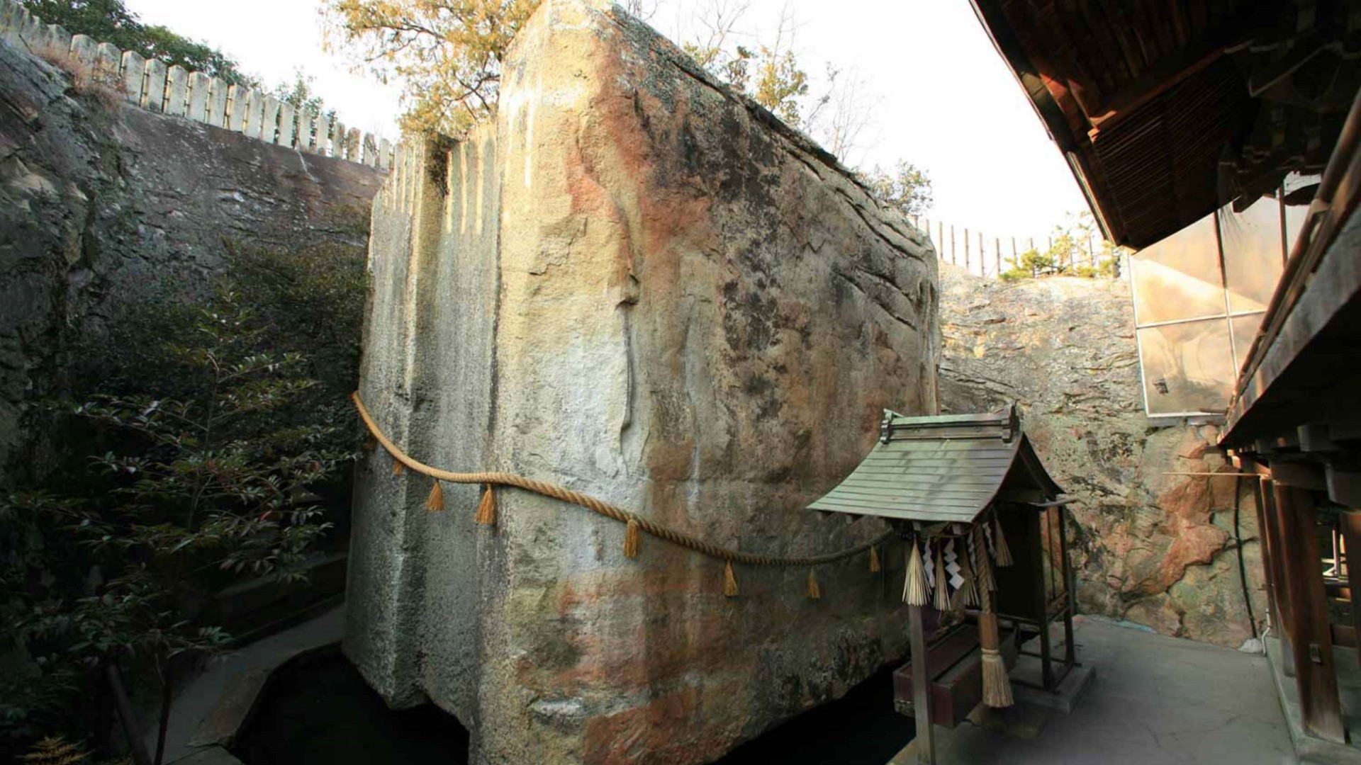 生石神社